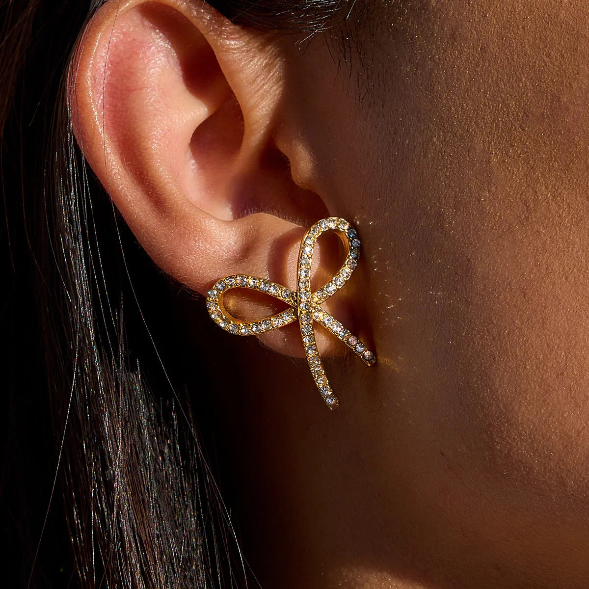 [Gaonasi]Dannah Diamond Bow Tie Earrings