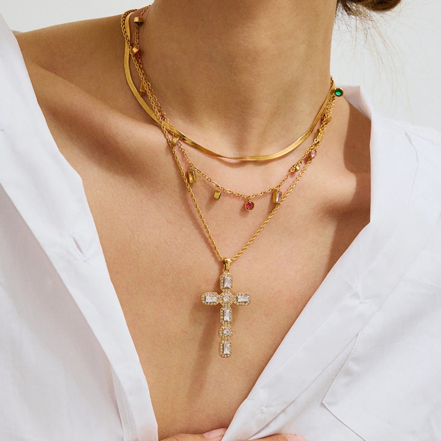 [Gaonasi]Evangelina Diamond Cross Necklace