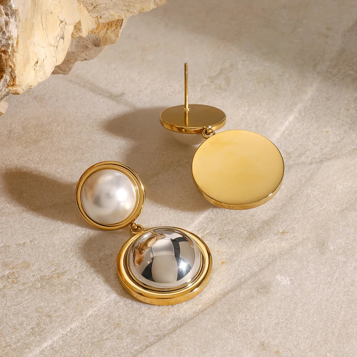 [Gaonasi]Avery Pearl Dome Earrings