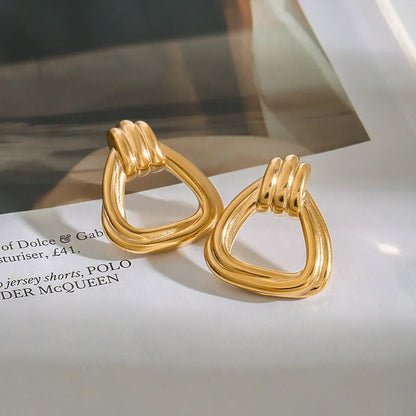 [Gaonasi]Doris Knot Charm Gold Earrings