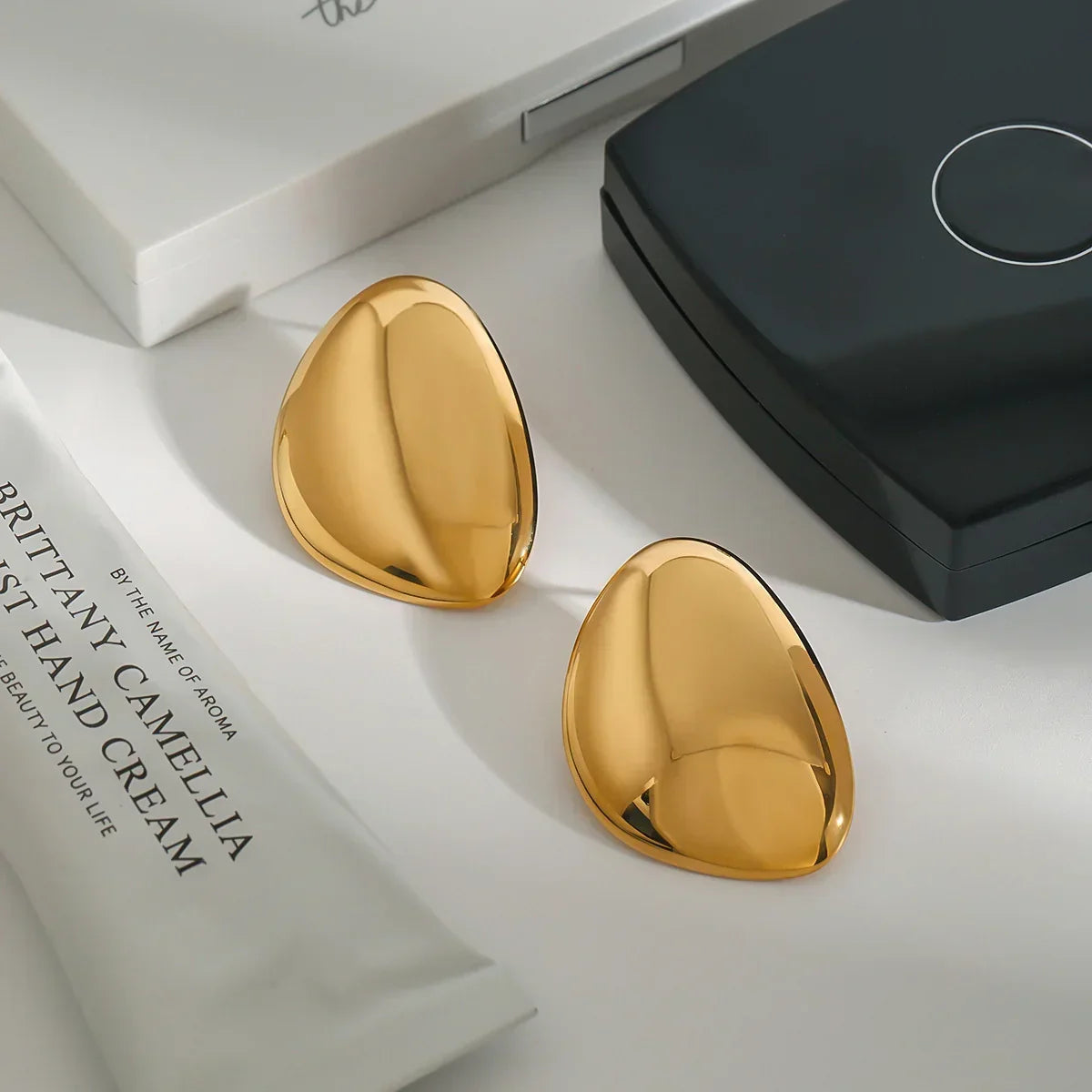 [Gaonasi]Carrie Chunky Bean Gold Earrings