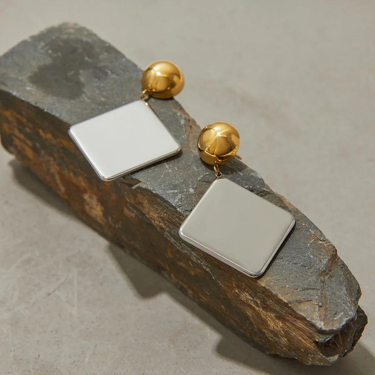 [Gaonasi]Kelly Geometric Drop Earrings