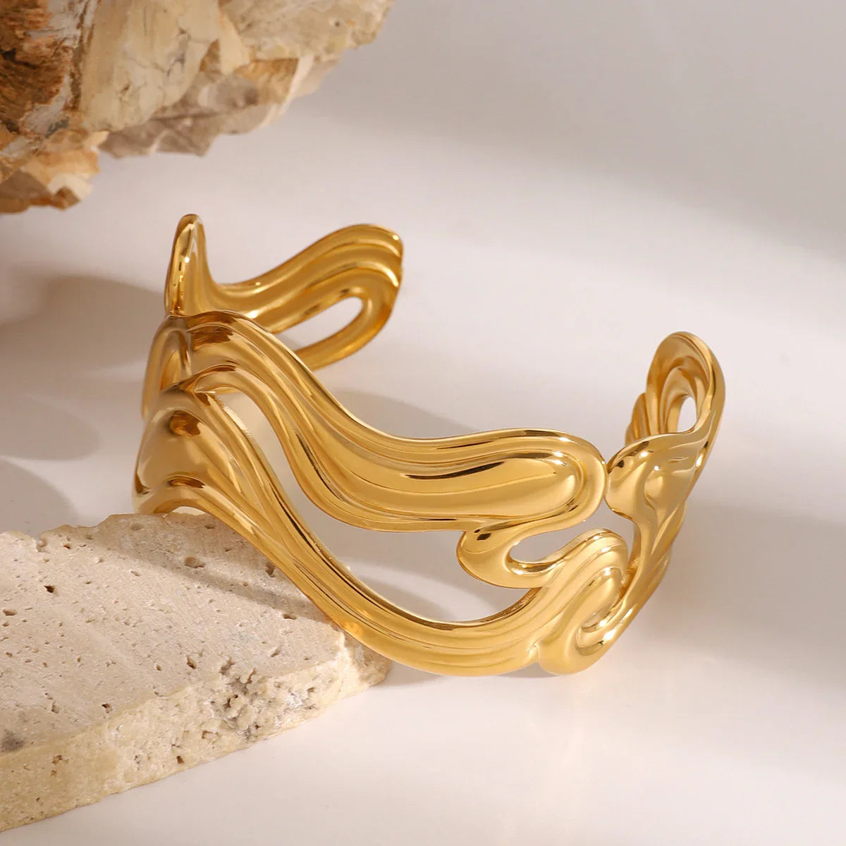 [Gaonasi]Anissa Wavy Gold Bracelet