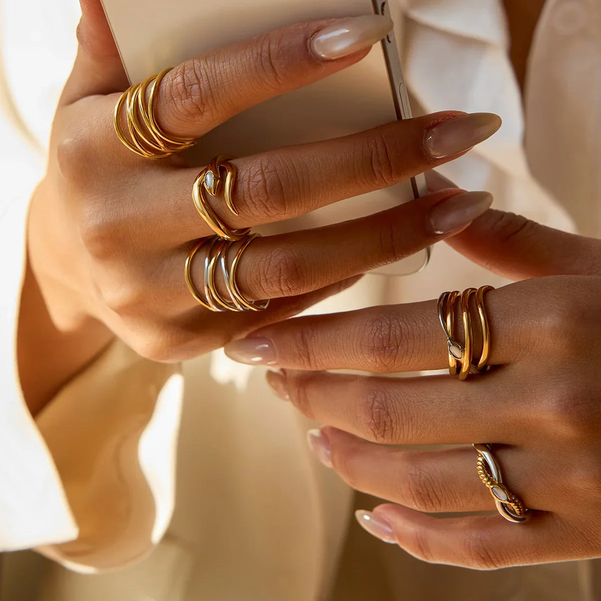 [Gaonasi]Nerisse Two-Tone Twist Ring