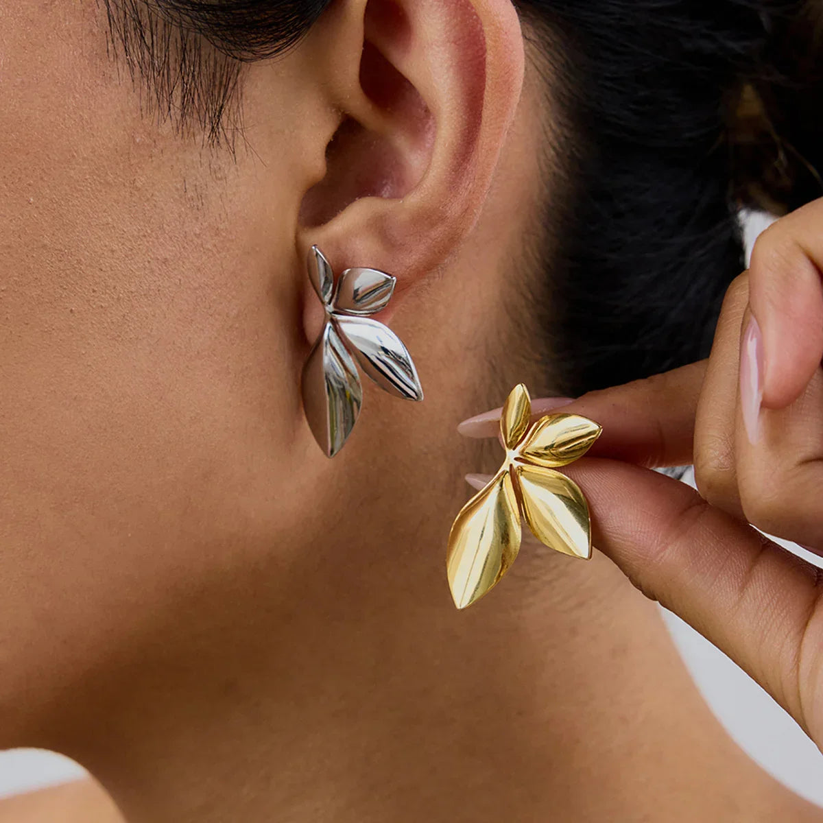 [Gaonasi]Velle Gold Petal Earrings