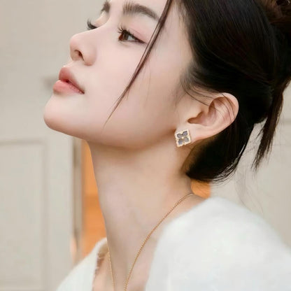 [Cadisa JEWELRY]OPERA TULLE GOLD BUTTON EARRINGS ENAMELED ELEMENT