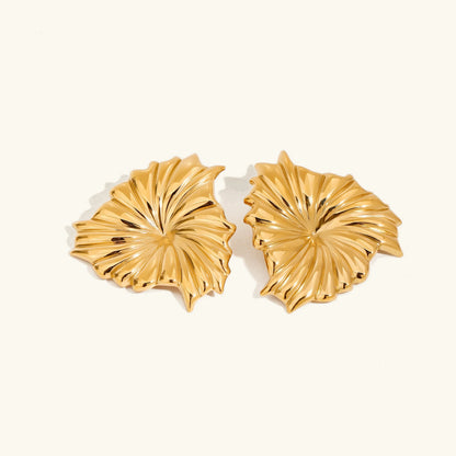 [Gaonasi]Rafaela Sculpted Petal Gold Earrings