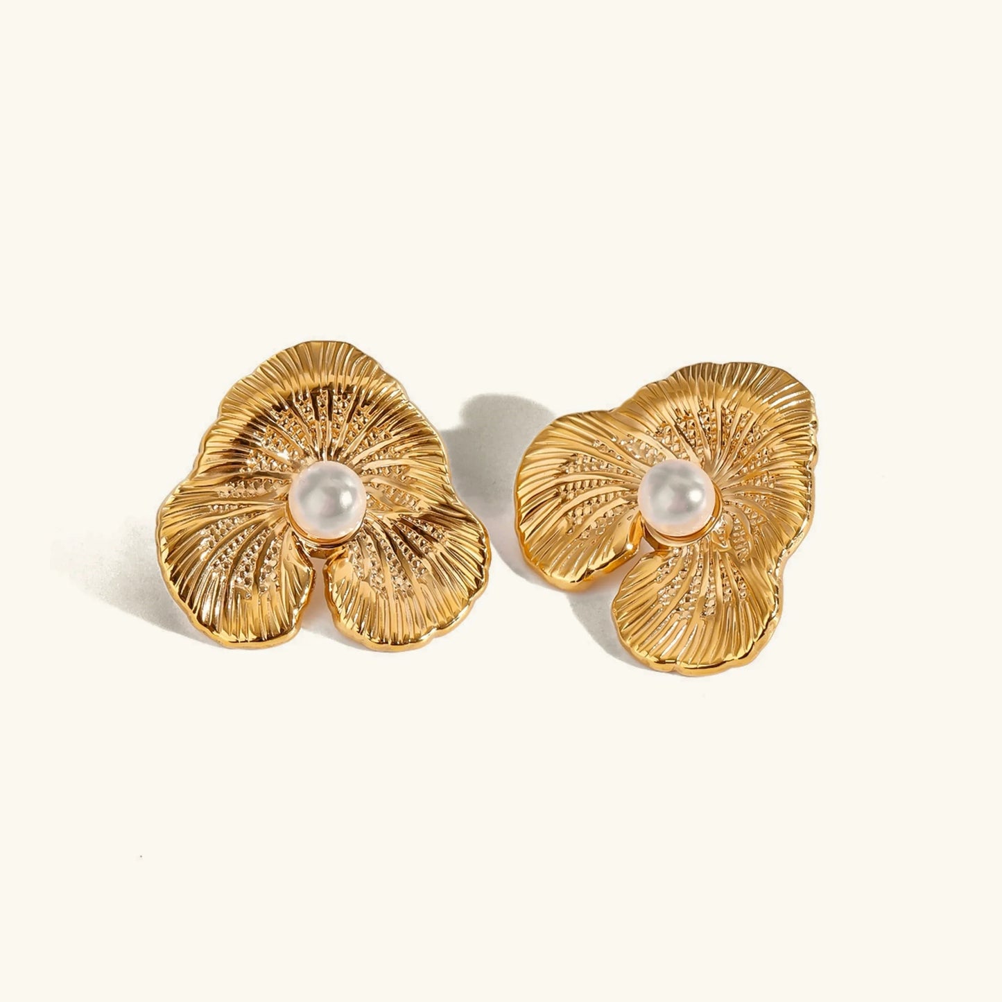[Gaonasi]Klara Floral Pearl Earrings