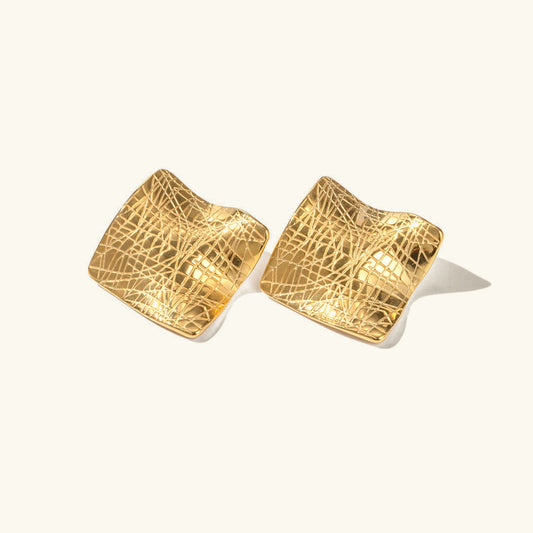 [Gaonasi]Celestina Creased Gold Sheet Earrings