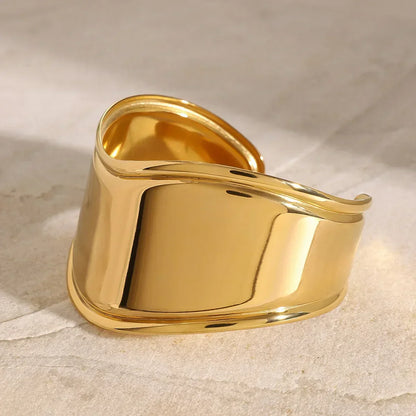 [Gaonasi]Izza Smooth Gold Cuff