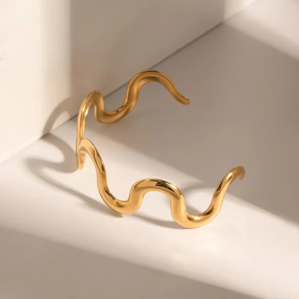 [Gaonasi]Senna Twisted Gold Bangle