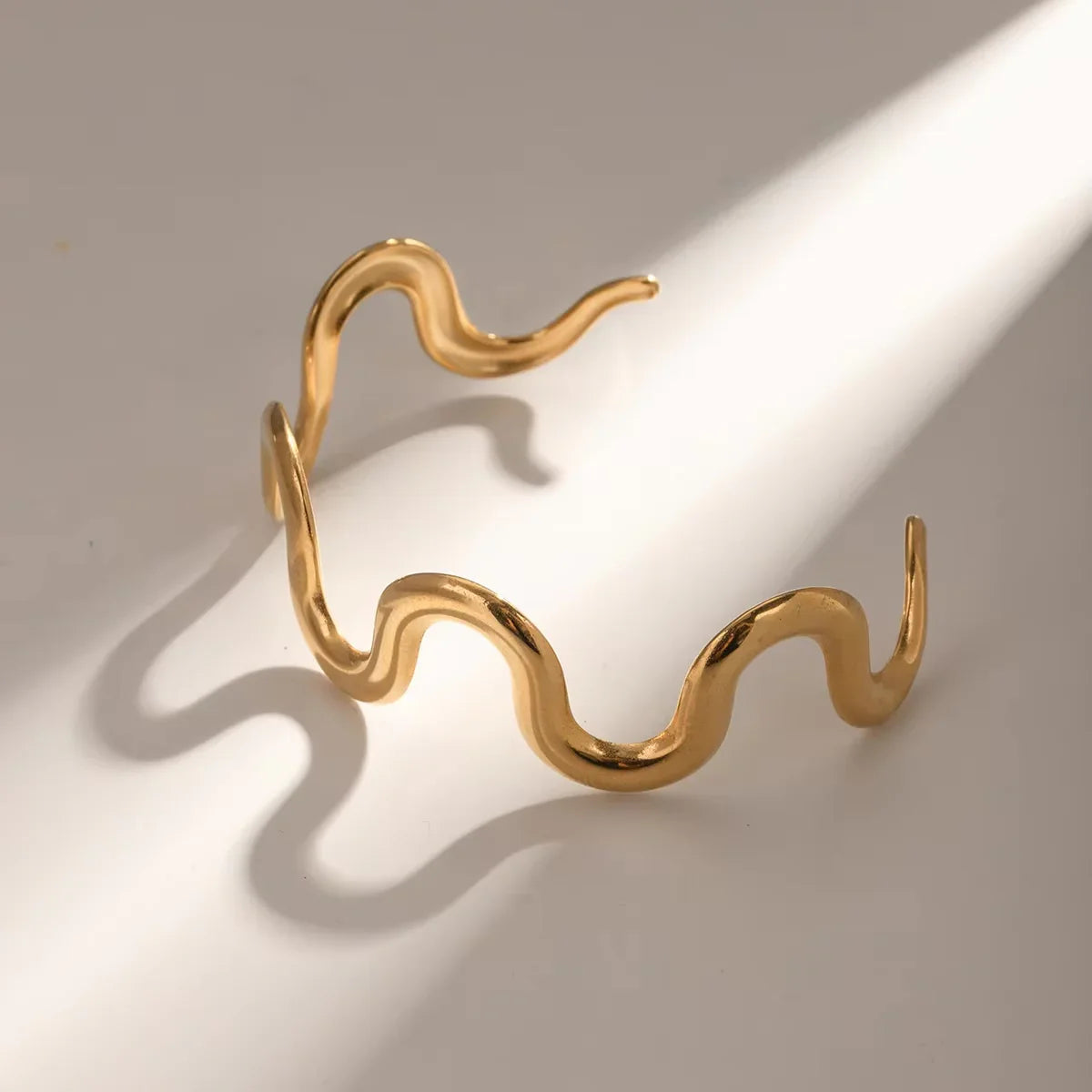 [Gaonasi]Senna Twisted Gold Bangle