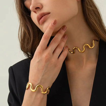 [Gaonasi]Senna Twisted Gold Bangle