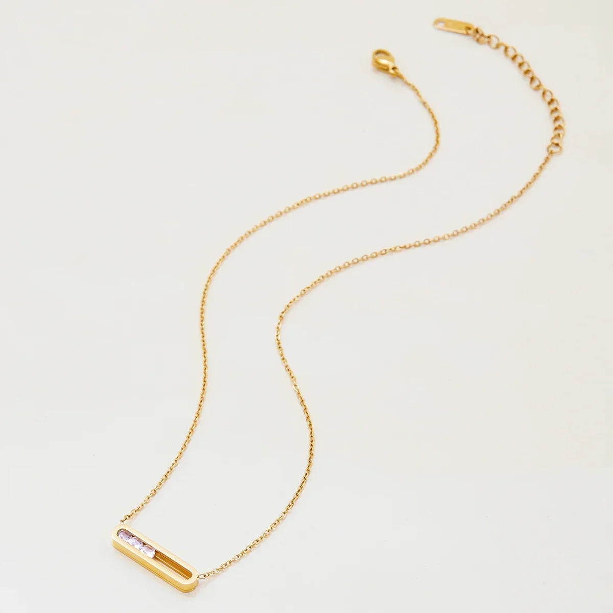 [Gaonasi]Abby Sculpted Gold Pendant