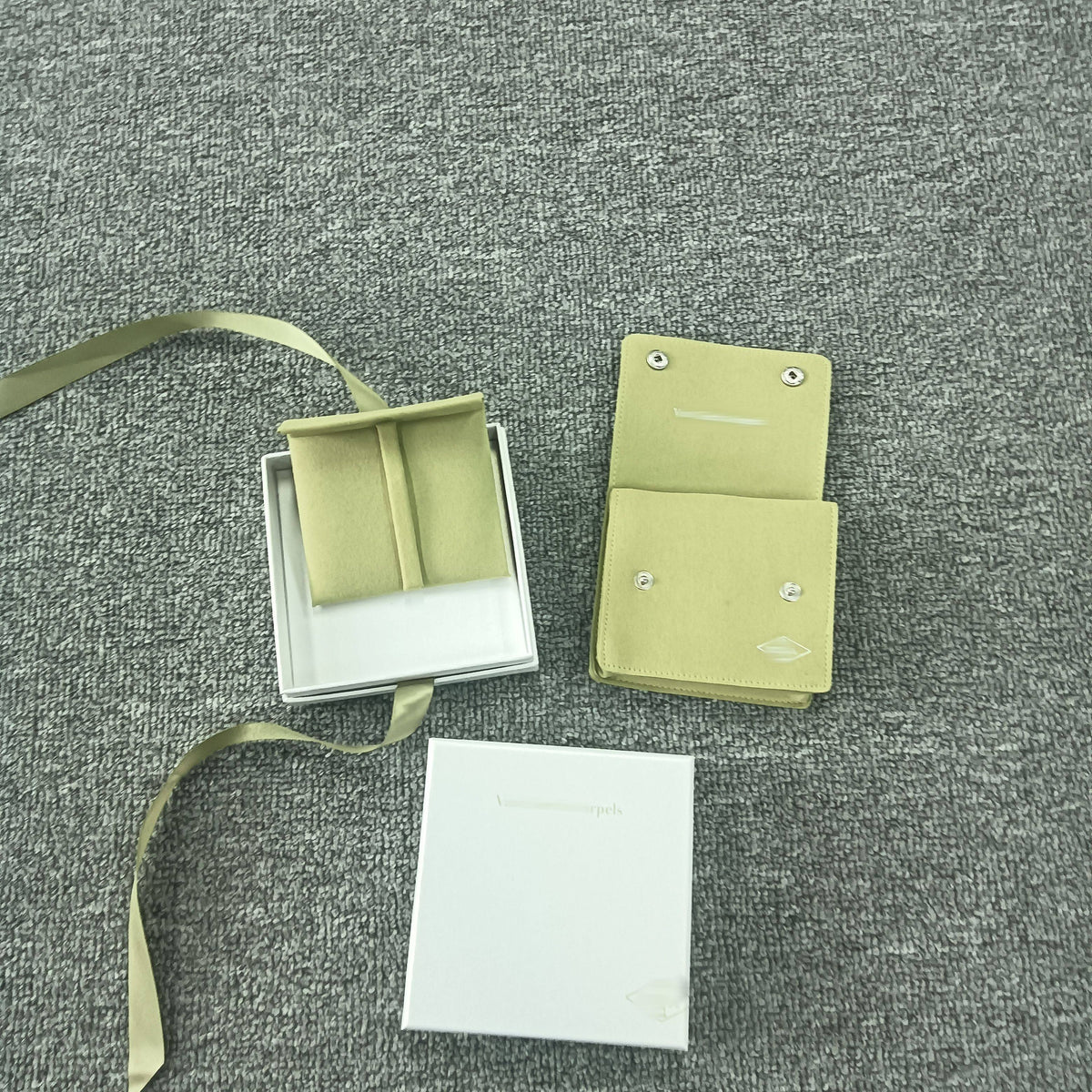 [Cadisa] VA CLOVER BOX GIFT BAG