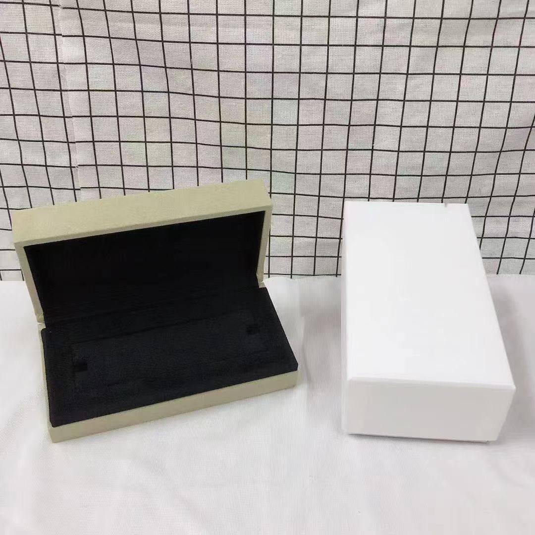 [Cadisa] VA CLOVER BOX GIFT BAG