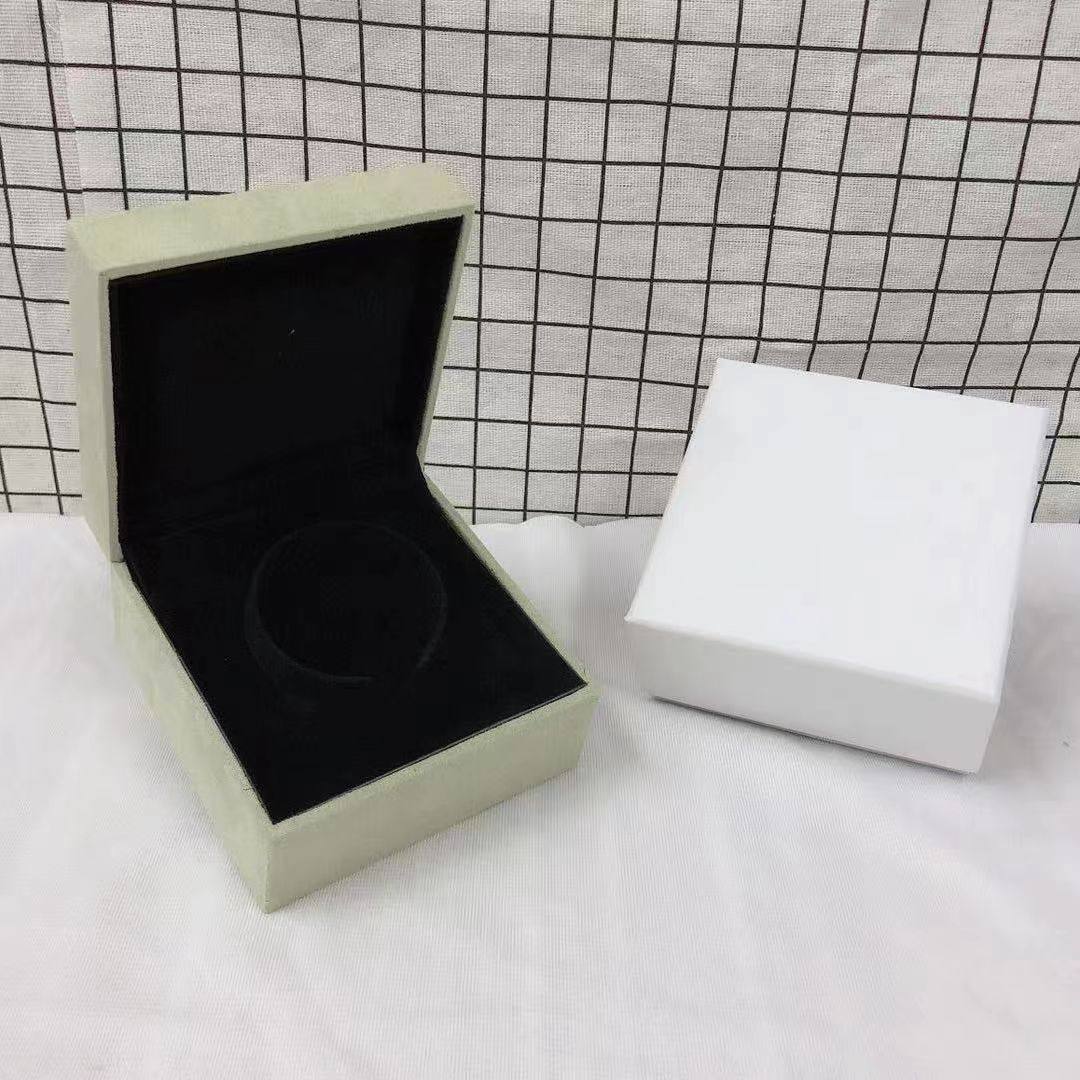 [Cadisa] VA CLOVER BOX GIFT BAG