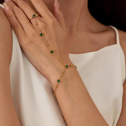 [Gaonasi]Gladys Emerald Heart Hand Chain