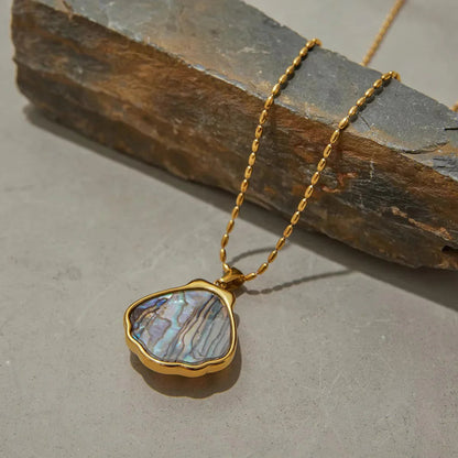 [Gaonasi]Nixie Gold Seashell Pendant