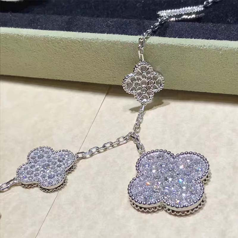 [Gaonasi]CLOVER 6 MOTIFS SILVER DIAMOND BRACELET