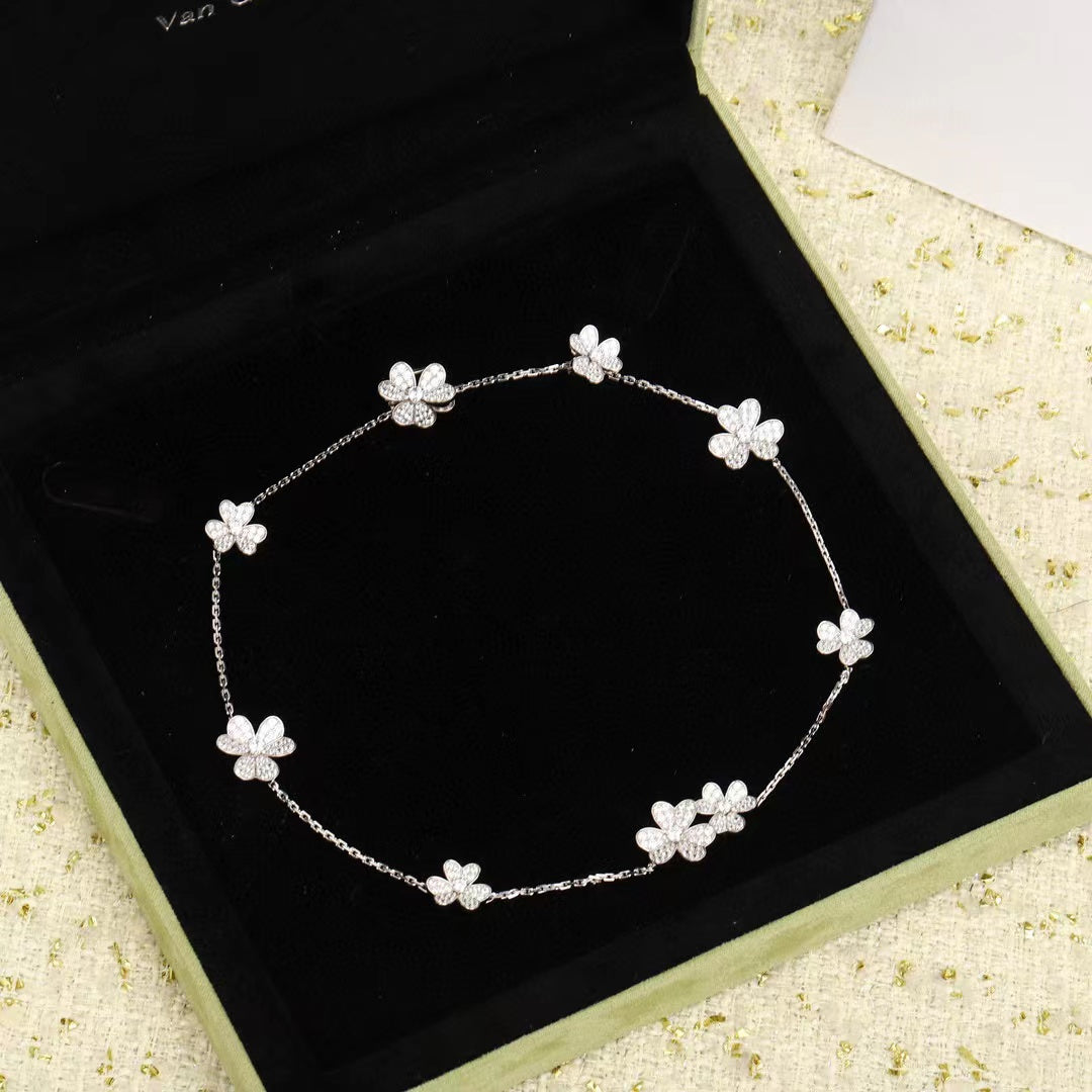 [Gaonasi]FRIVOLE SILVER 9 FLOWERS NECKLACE