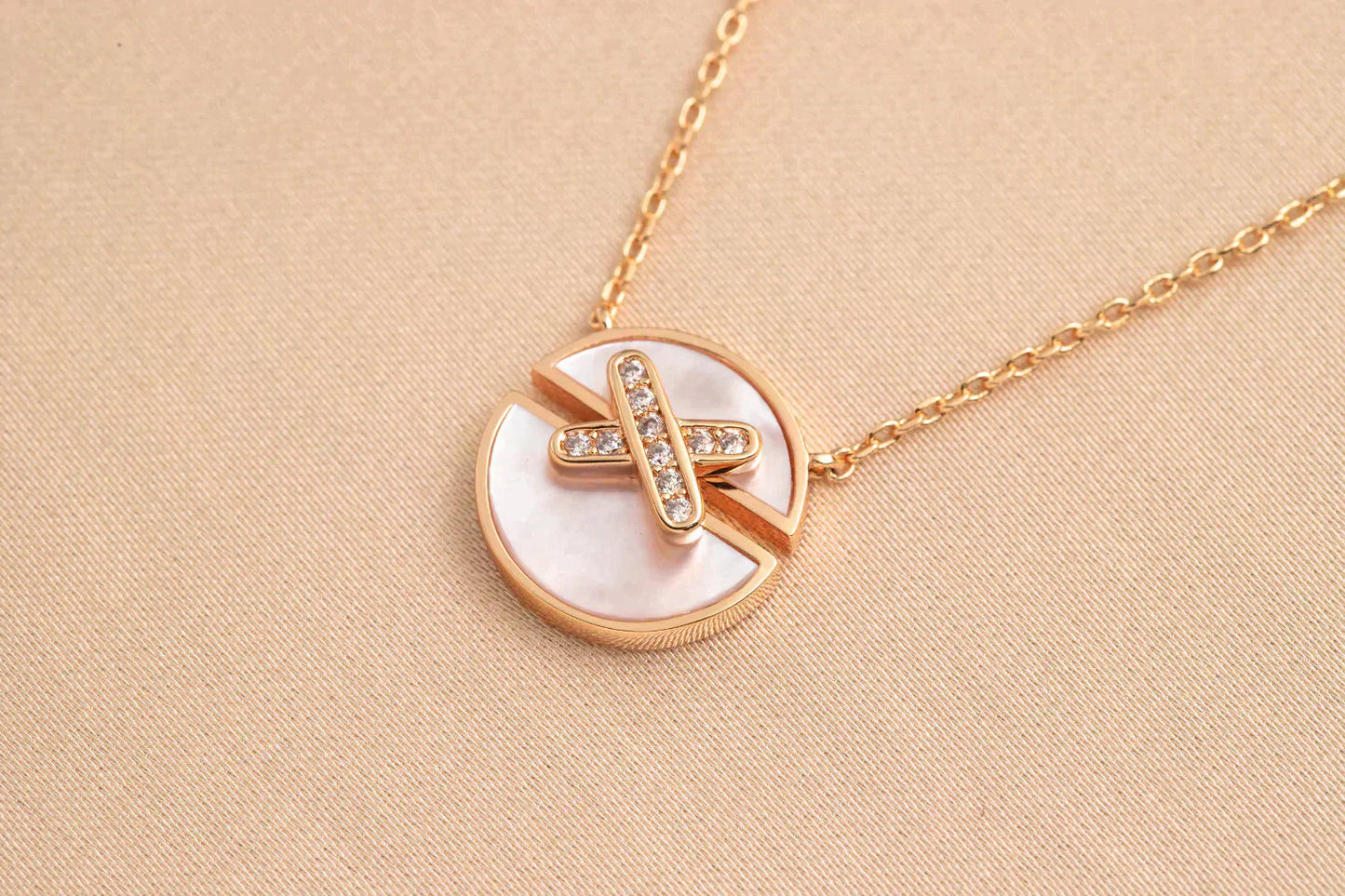 [Gaonasi]JEUX DE ROSE GOLD DIAMOND NECKLACE