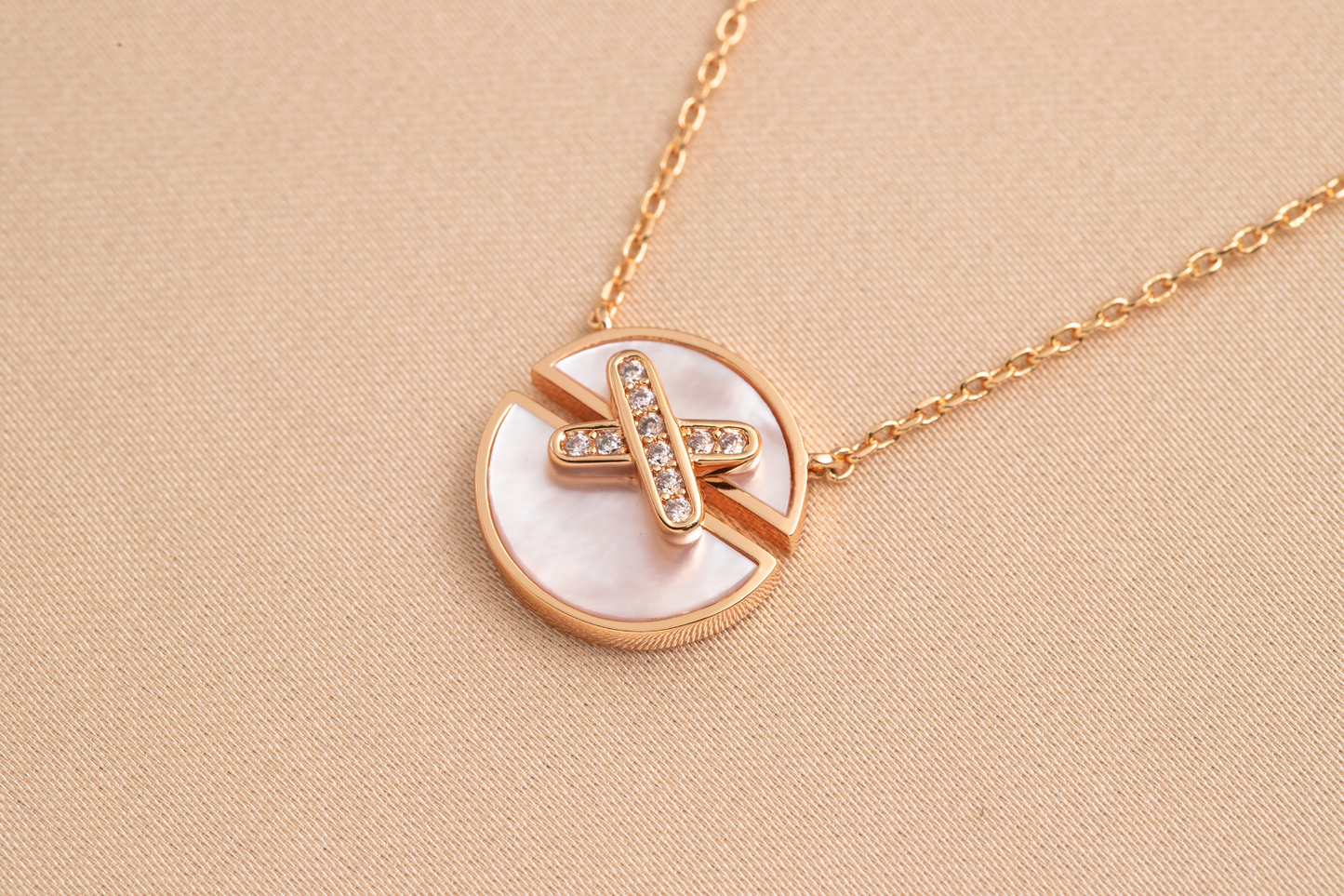 [Gaonasi]JEUX DE PINK GOLD DIAMOND NECKLACE