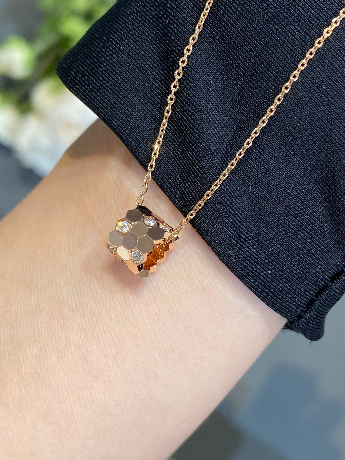 [Gaonasi]BEE LOVE DIAMOND NECKLACE