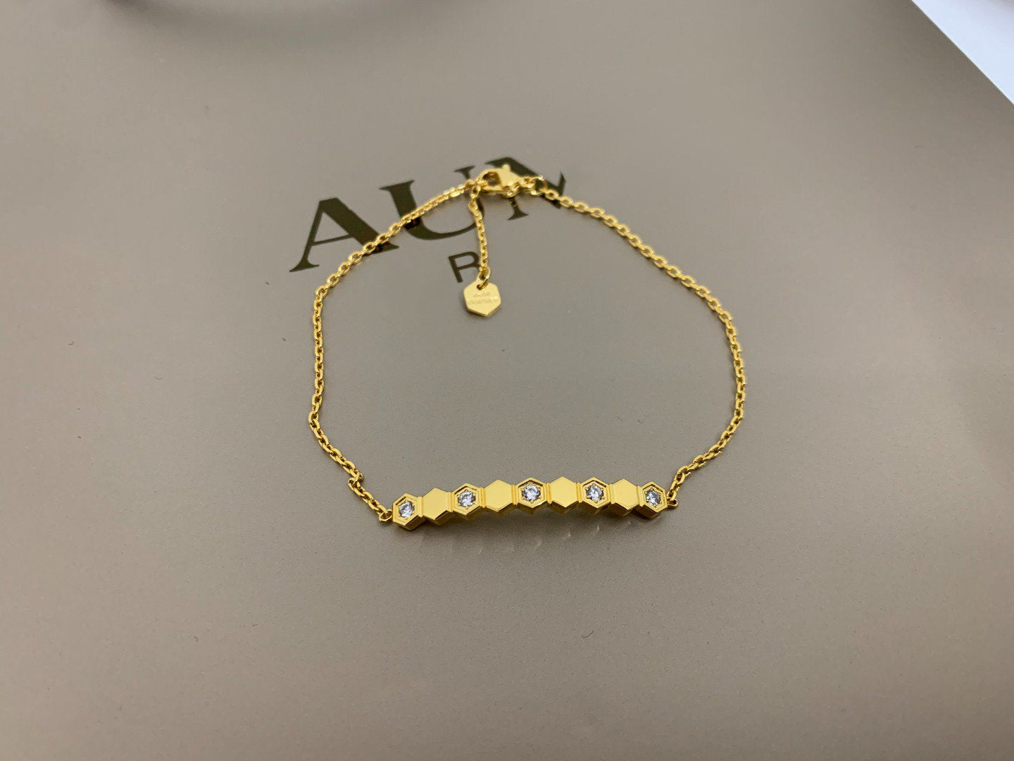 [Gaonasi]BEE LOVE BRACELET DIAMOND