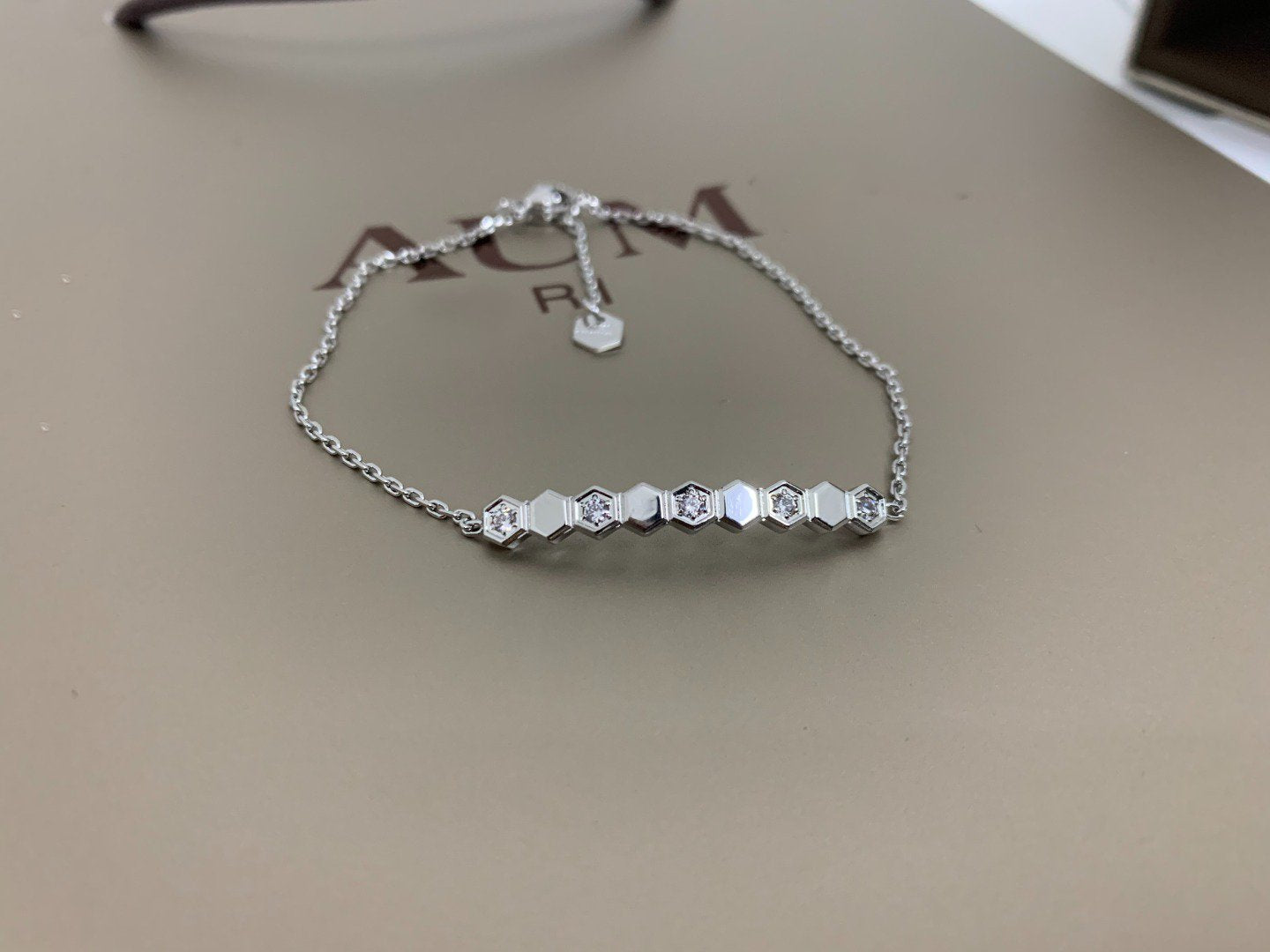 [Gaonasi]BEE LOVE BRACELET DIAMOND