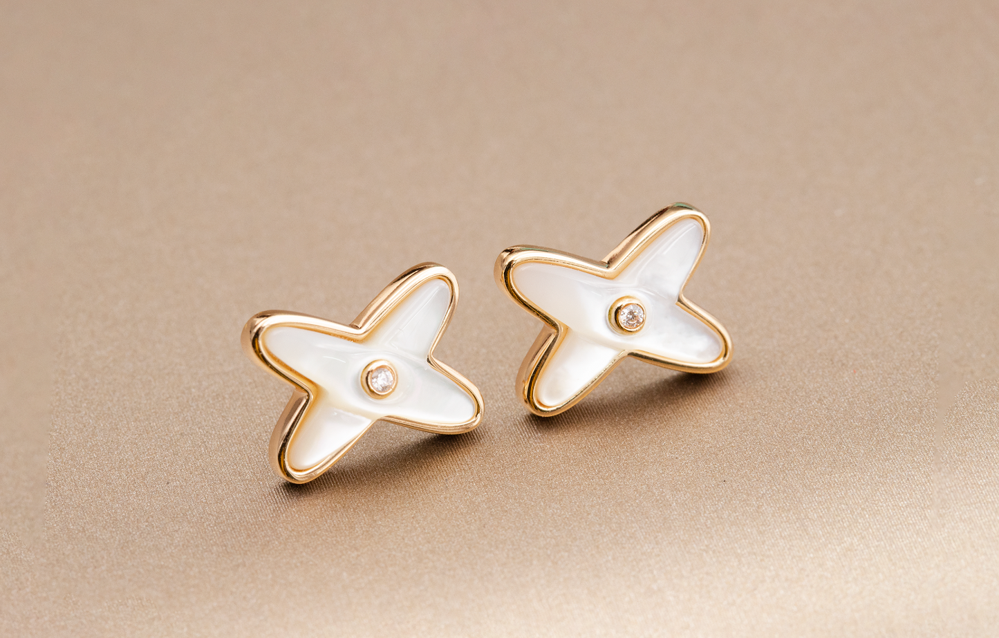 [Gaonasi]JEUX DE WHITE MOP PINK GOLD DIAMOND EARRINGS