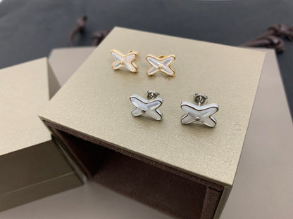 [Gaonasi]JEUX DE WHITE MOP SILVER DIAMOND EARRINGS