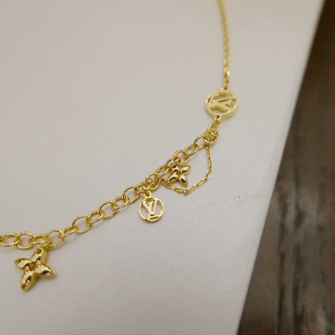 [Gaonasi]BLOOMING SUPPLE NECKLACE BRASS