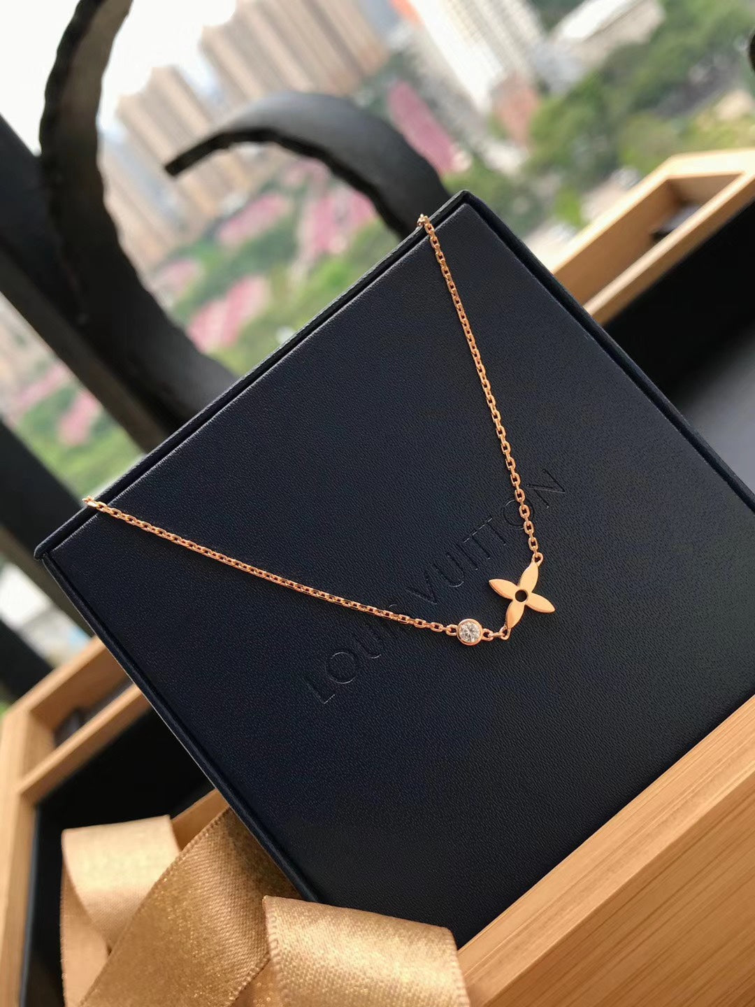 [Gaonasi]BLOSSOM PENDANT PINK GOLD AND DIAMOND