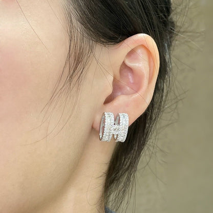 [Gaonasi]H STUD EARRINGS WITH SILVER DIAMONDS