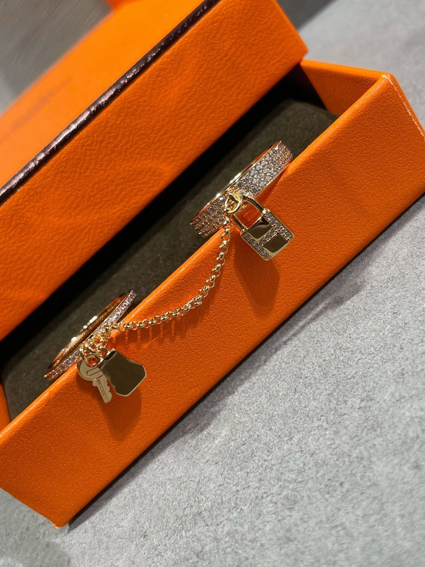 [Gaonasi]HM KELLY CLOCHETTE DOUBLE RING IN  WITH DIAMONDS