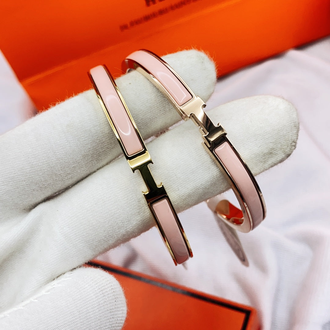 [Gaonasi]CLASSIC HM CLIC  PINK 8MM ENAMEL BRACELET