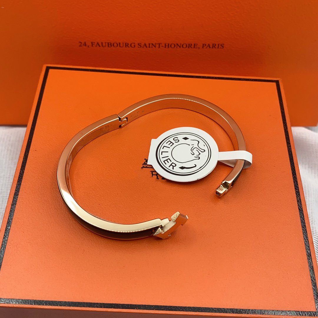[Gaonasi]CLASSIC HM CLIC BLACK 8MM ENAMEL BRACELET