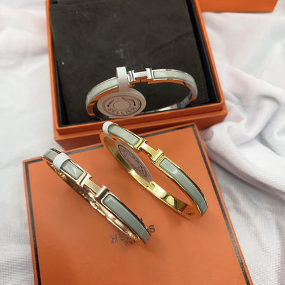 [Gaonasi]CLASSIC HM CLIC GREEN 8MM ENAMEL BRACELET