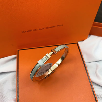 [Gaonasi]CLASSIC HM CLIC GREEN 8MM ENAMEL BRACELET