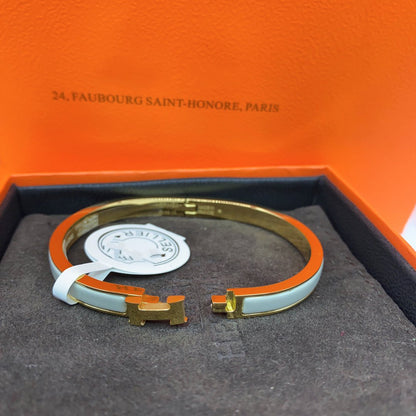 [Gaonasi]CLASSIC HM CLIC GREEN 8MM ENAMEL BRACELET