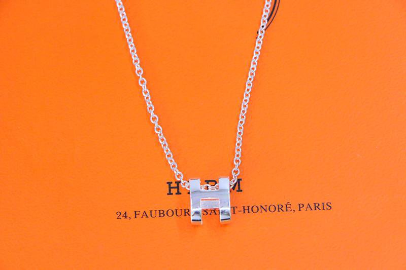[Gaonasi]HM NECKLACE H LETTER OVAL SERIES