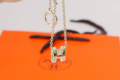 [Gaonasi]HM NECKLACE H LETTER OVAL SERIES