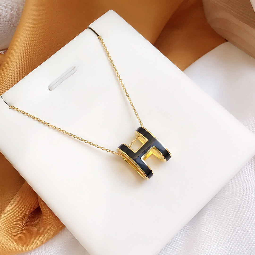 [Gaonasi]HM CLIC BLACK ENAMEL GOLD NECKLACE
