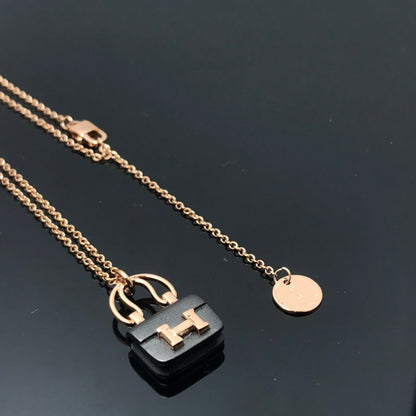 [Gaonasi]WOMEN'S HM AMULETTES CONSTANCE PENDANT NECKLACE