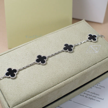 [Gaonasi] CLOVER 5 MOTIF ONYXS BRACELET COLLECTION