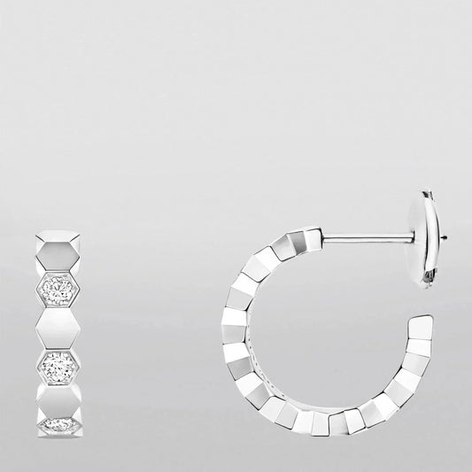 [Gaonasi]Hollow Design Four-Leaf Clover Flower Shape Ring