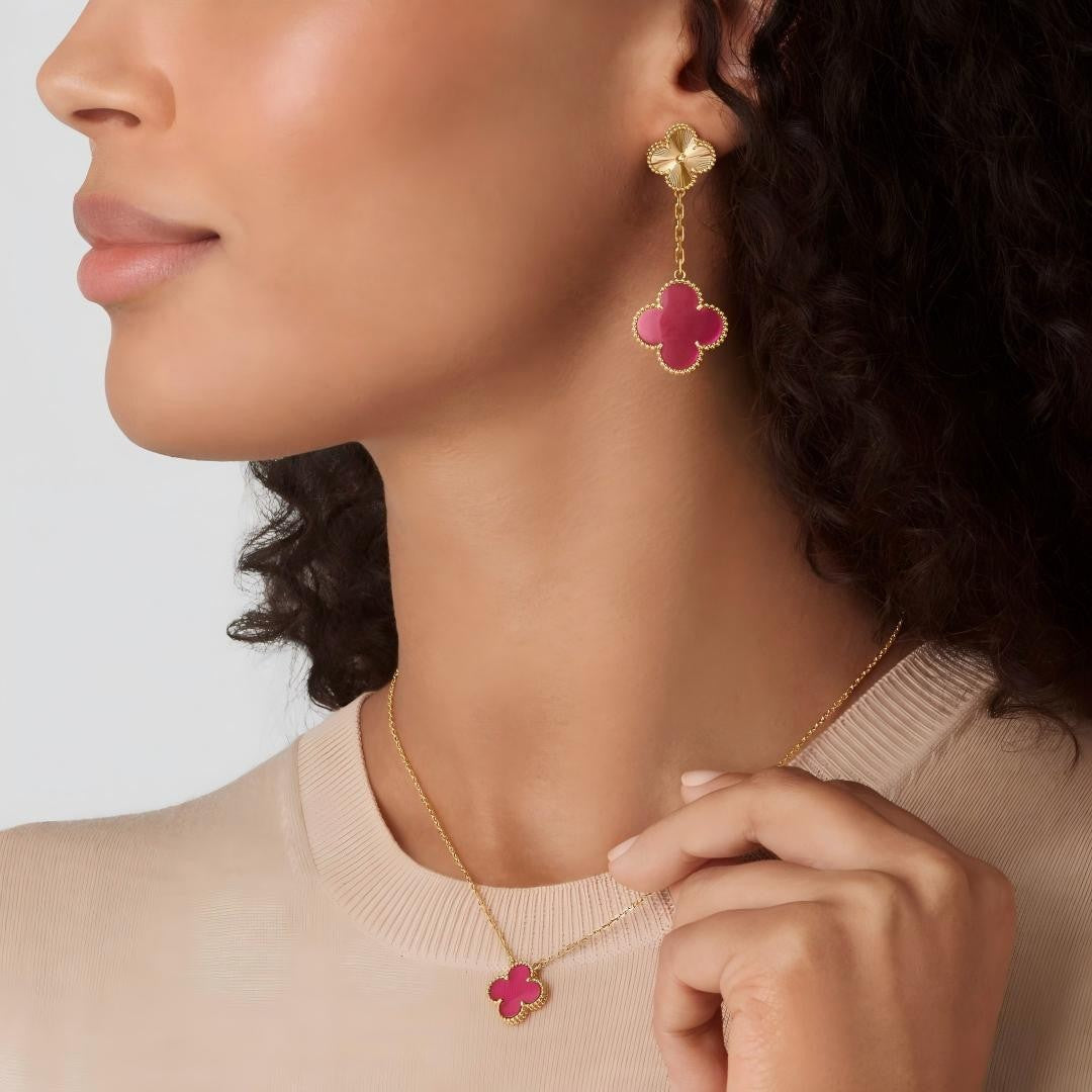 [Cadisa] NEW CLOVER 15MM PINK ENAMEL NECKLACE