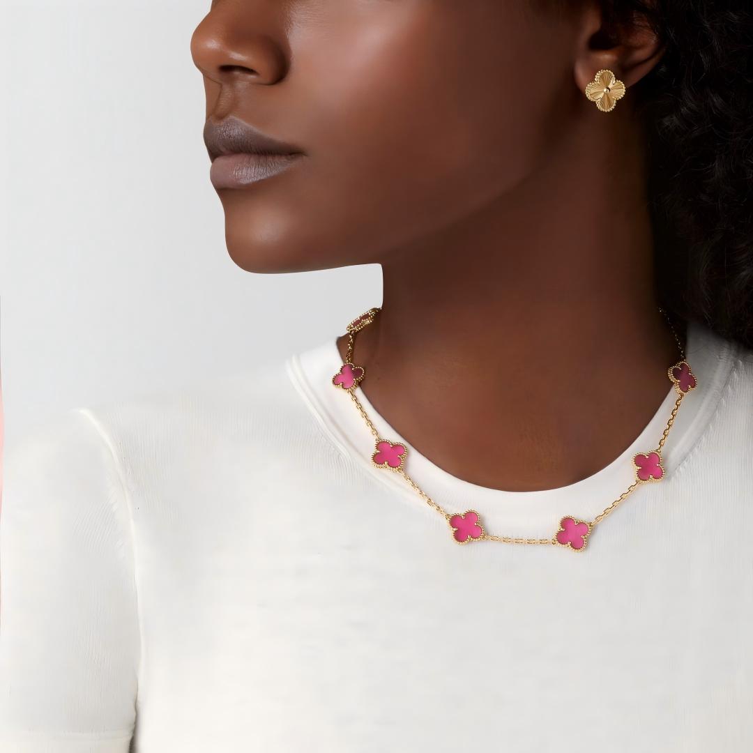 [Cadisa]NEW CLOVER 10 MOTIFS PINK ENAMEL NECKLACE