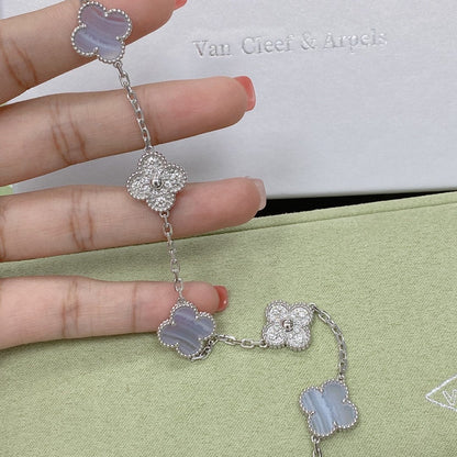 [Gaonasi] CLOVER 5 MOTIF PURPLE CHALCEDONY BRACELET COLLECTION